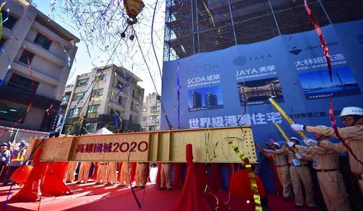 高雄豪宅挑戰市場行情 最貴每坪120萬(自由時報0122)