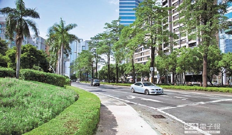 興富發搶進高雄商用不動產(中國時報0323)