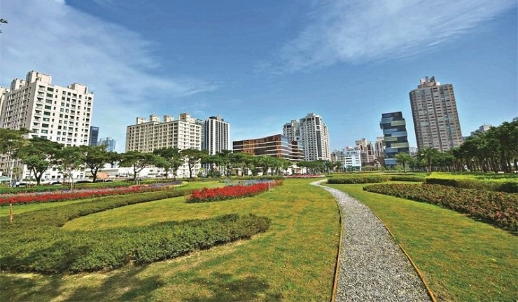 【高雄】高捷巨蛋站 北高雄核心商圈(自由時報0407)