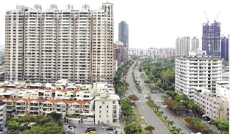 高雄房市報喜 低總價小宅夯(工商時報0412)