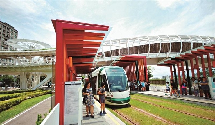 【高雄】輕軌捷運串連 六大生活圈機能UP(自由時報0414)