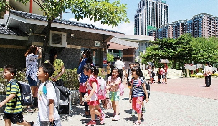 現代孟母找好學區 卡位要早(聯合新聞網0315)