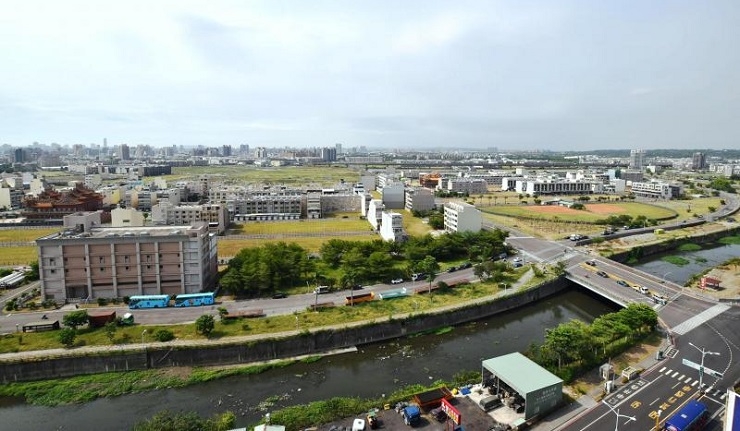 鳳山人口增加迅速 新重劃區搶手(自由時報0801)