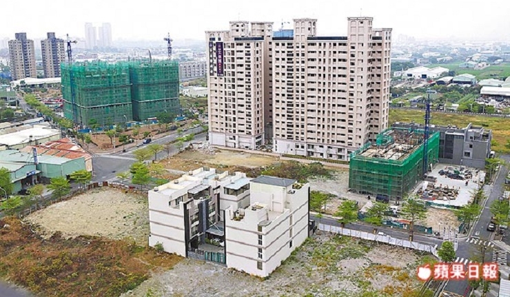 壹週刊 8年前若買房　高雄蛋白區房價漲百萬(蘋果日報1021)