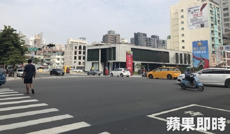 平平是2房　高雄新案熱賣中古滯銷(蘋果即時1124)