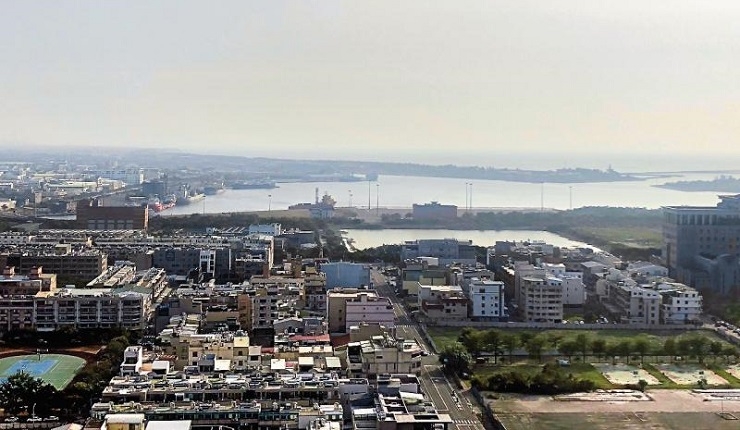 建商南漂搶商機 主推首購宅(自由時報0112)