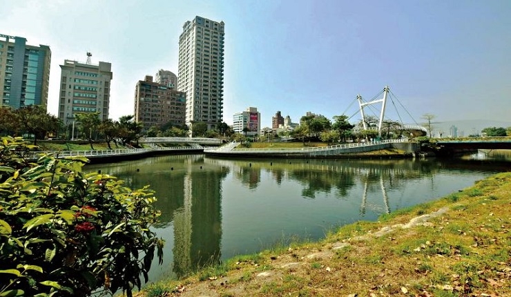 【高雄】南部景觀宅新熱區 首購換屋都享美景(自由時報0223)