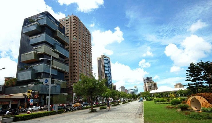 高雄建商精華區蓋總部 精華辦公室好出租(自由時報0412)