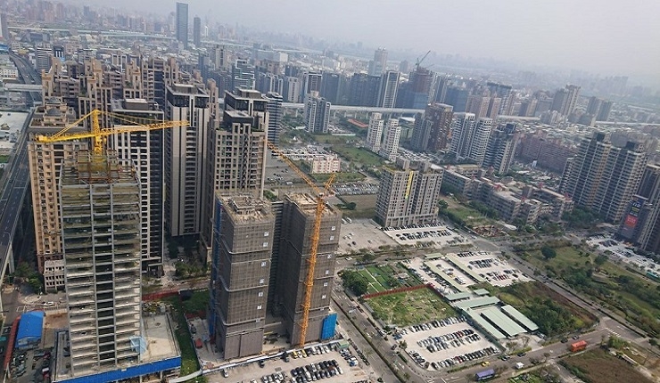 大案帶動 房市連五月黃藍燈(經濟日報0809)