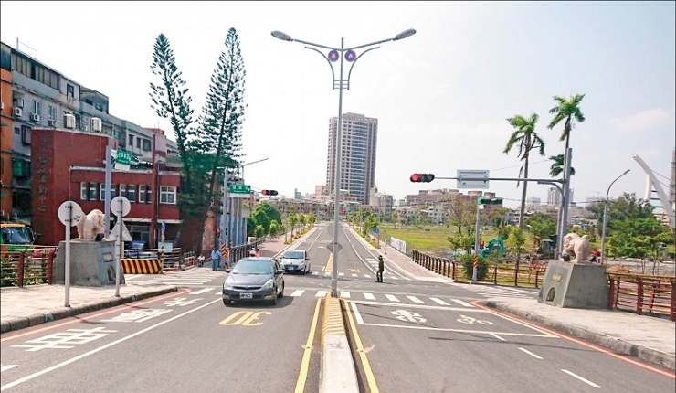 台南運河星鑽完工 新臨安橋、金華橋通車 (自由時報0921)