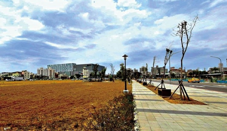 政府帶頭建設 南部新開發區前景佳 (自由時報1005)